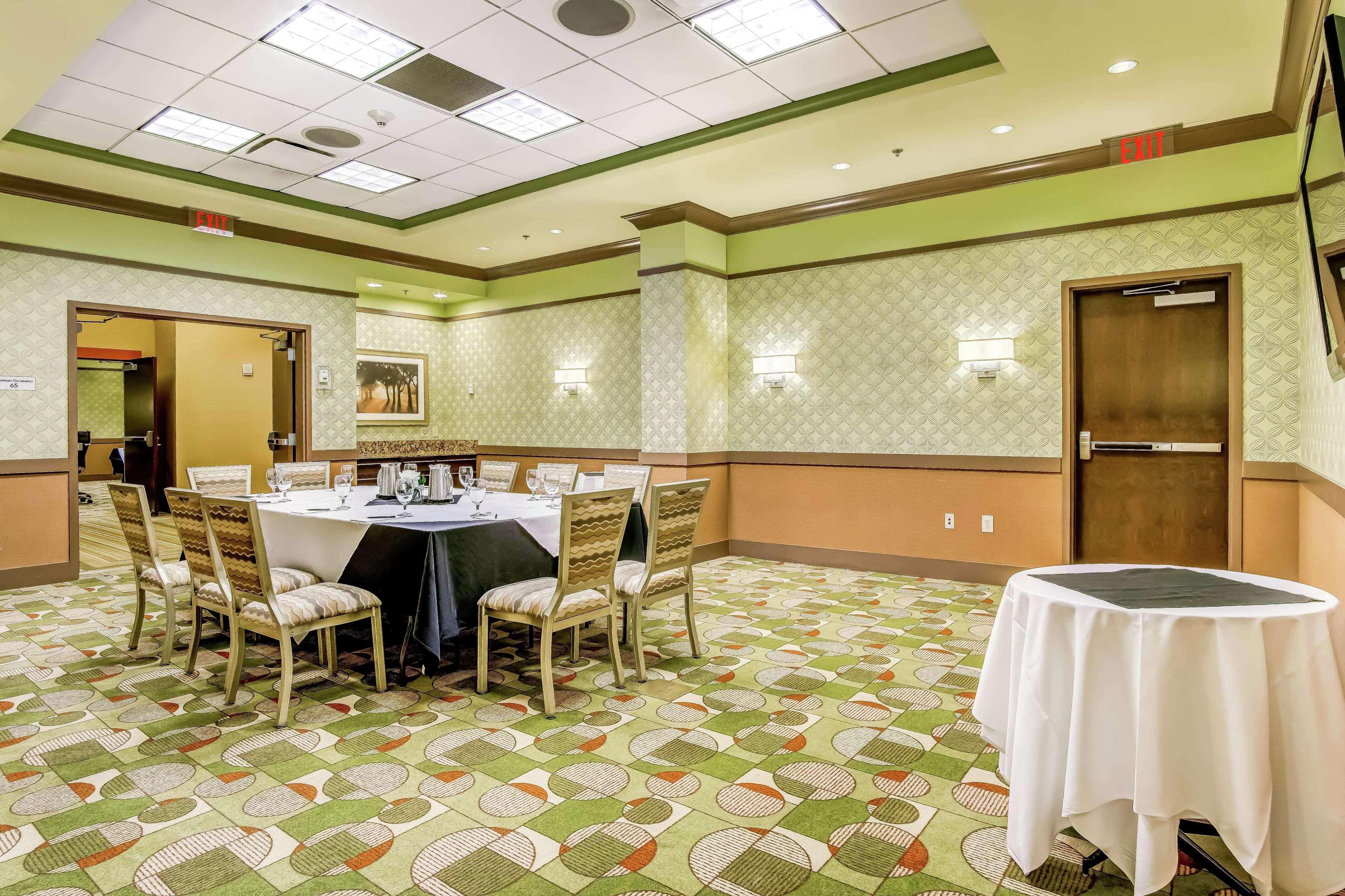 Embassy Suites Atlanta - Kennesaw Town Center Extérieur photo