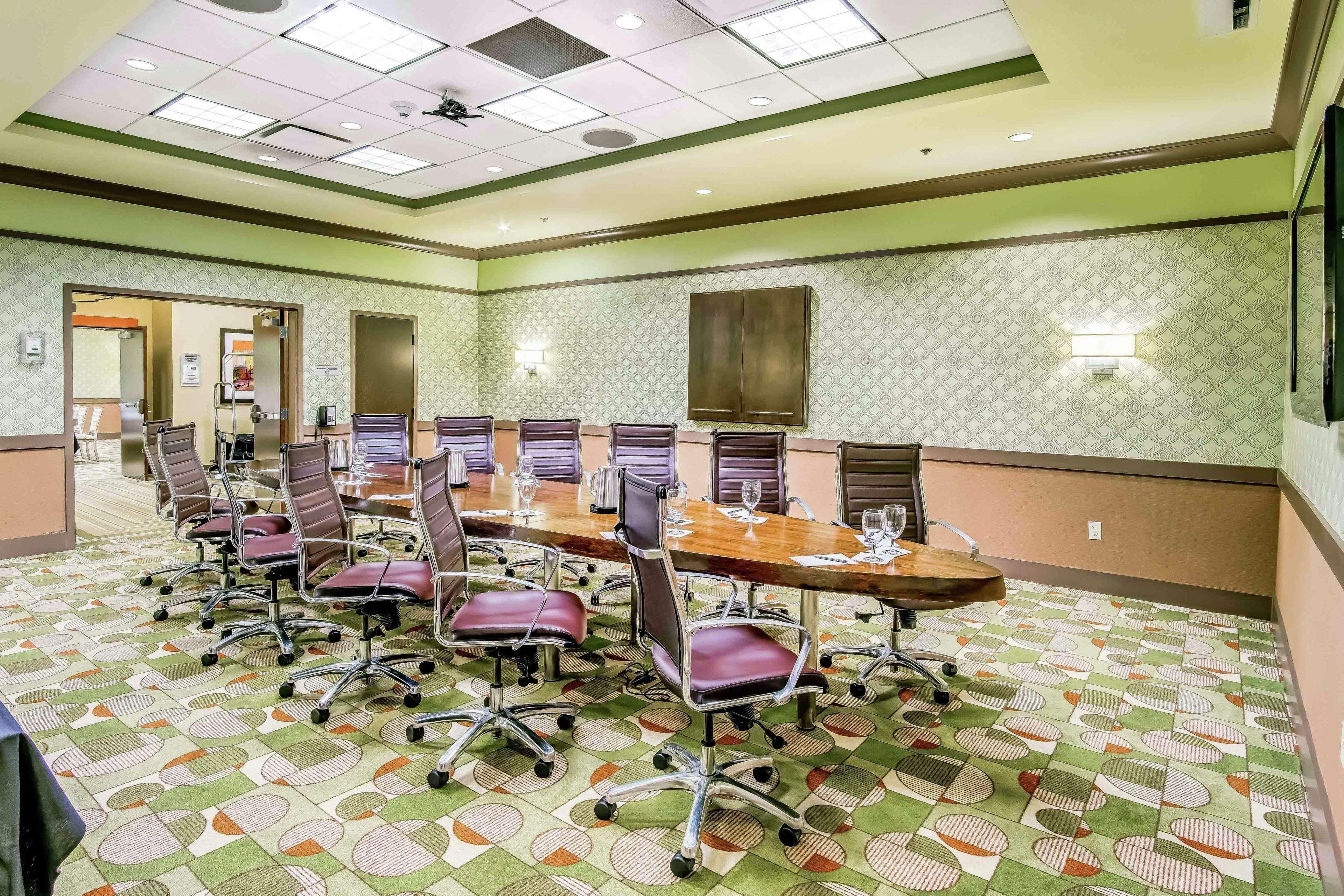Embassy Suites Atlanta - Kennesaw Town Center Extérieur photo
