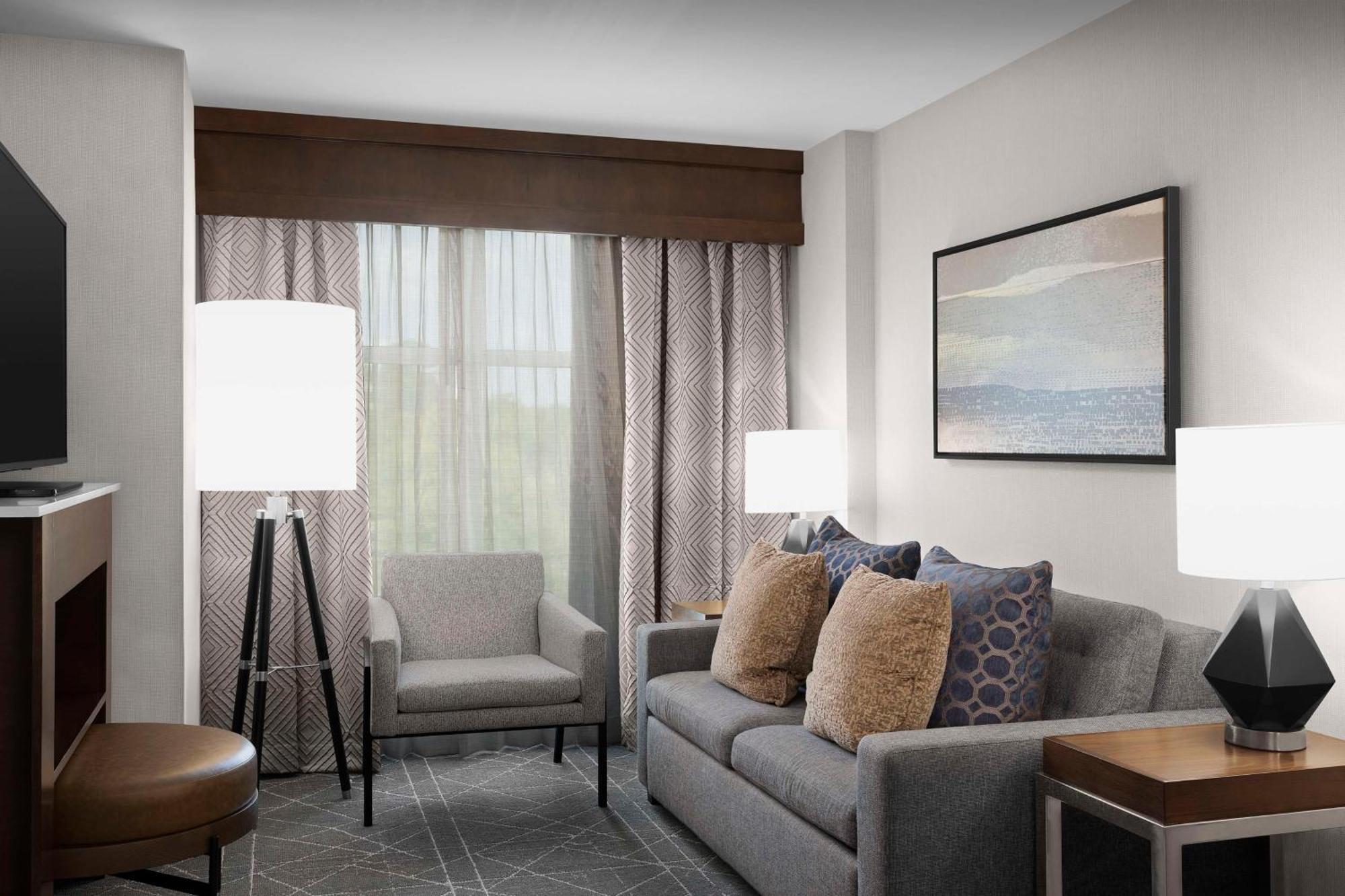 Embassy Suites Atlanta - Kennesaw Town Center Extérieur photo
